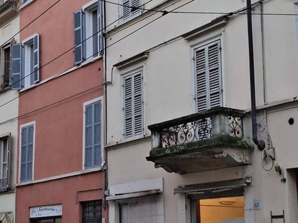 appartamento in vendita a Parma in zona Oltretorrente