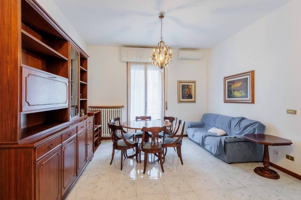 appartamento in vendita a Parma in zona San Leonardo