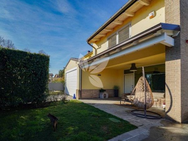 casa indipendente in vendita a Parma in zona Mariano