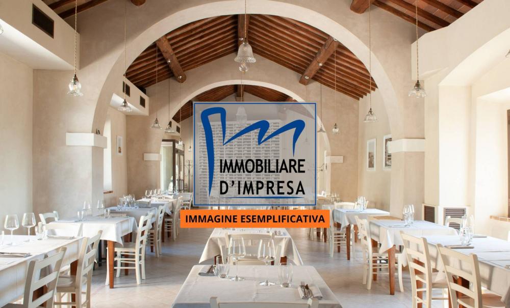 locale commerciale in vendita a Parma