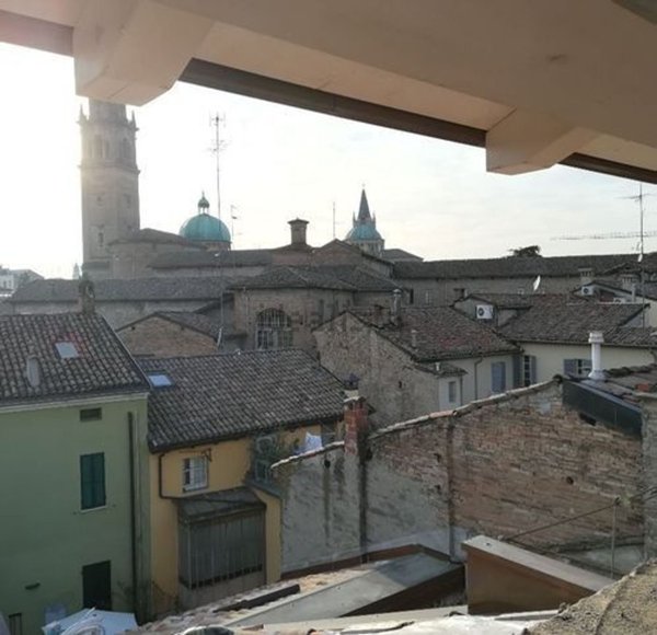 appartamento in vendita a Parma in zona Centro Storico