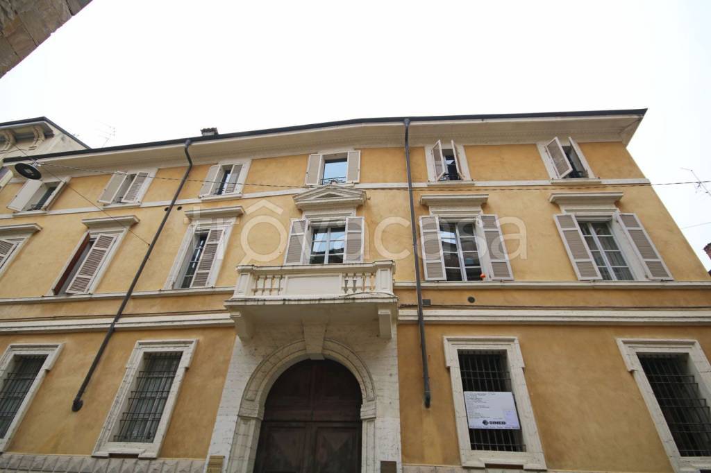 appartamento in vendita a Parma in zona Centro Storico