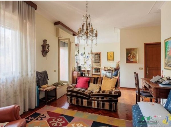 appartamento in vendita a Parma in zona Cittadella