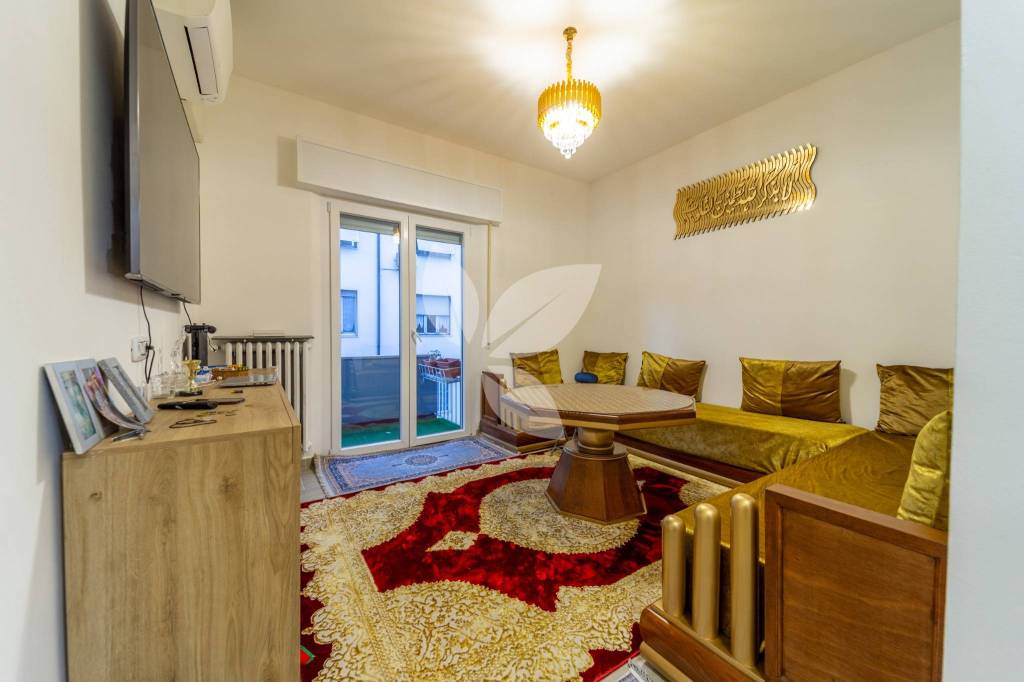 appartamento in vendita a Parma in zona San Lazzaro