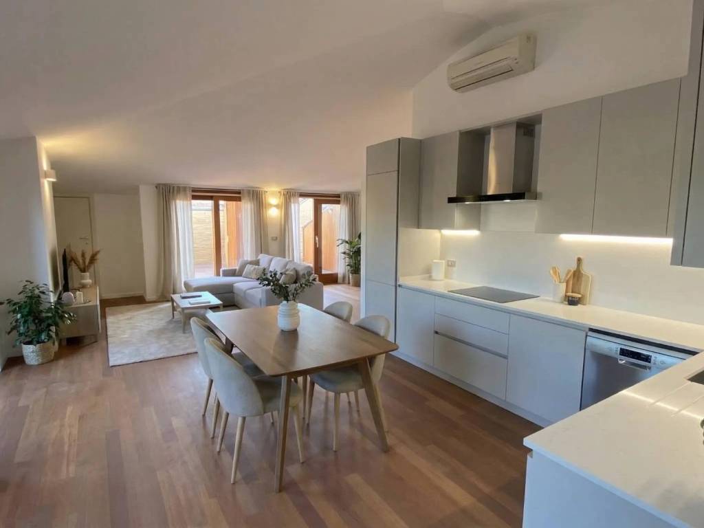 appartamento in vendita a Parma in zona Vicofertile