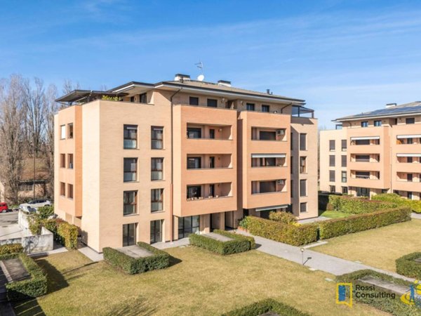 appartamento in vendita a Parma in zona Cittadella