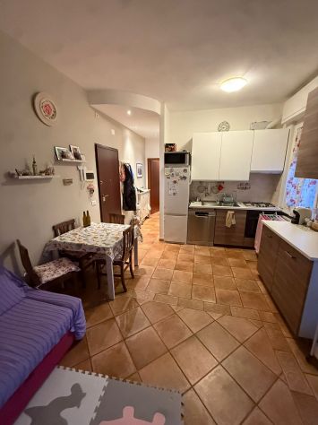 appartamento in vendita a Parma in zona Centro Storico