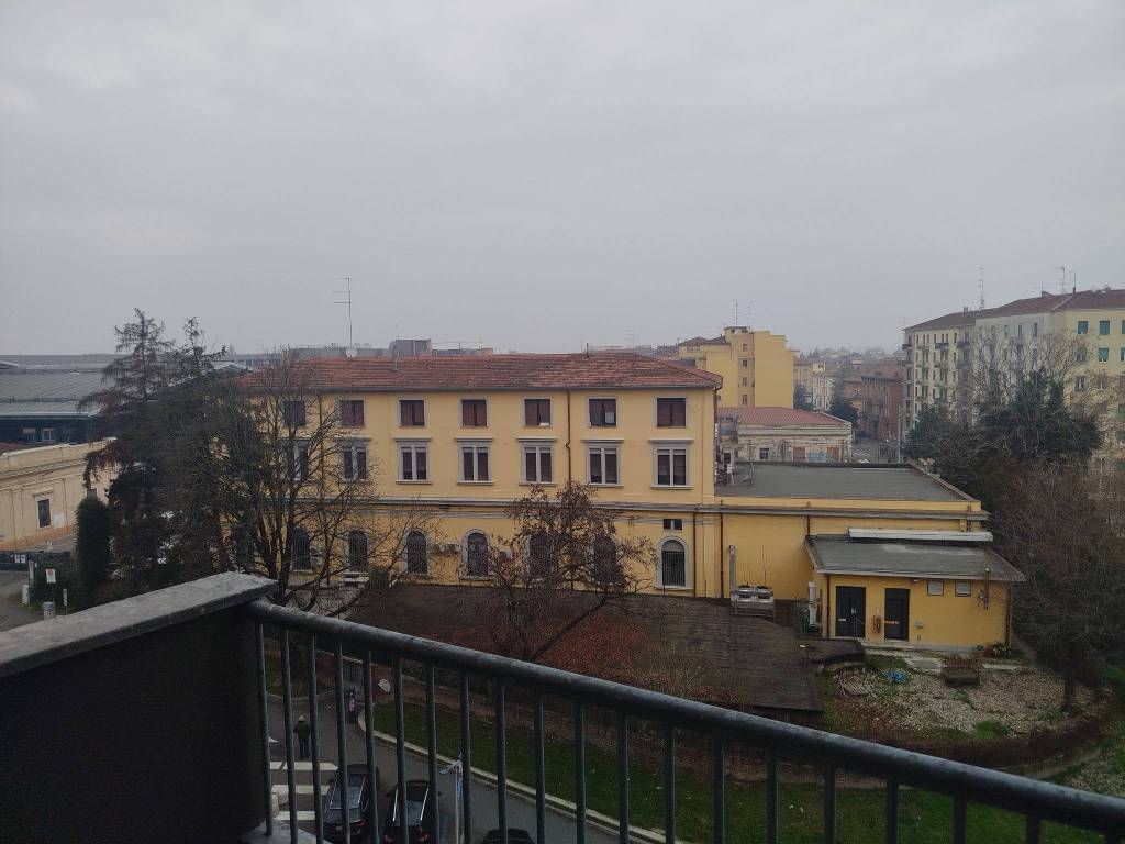 appartamento in vendita a Parma in zona San Leonardo