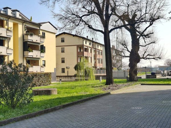 appartamento in vendita a Parma in zona Pilastrello