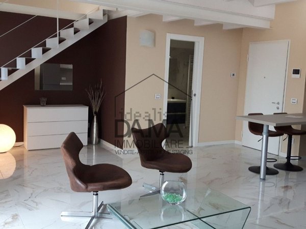 appartamento in vendita a Parma in zona Centro Storico