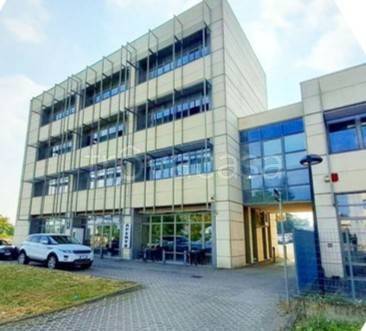 ufficio in vendita a Parma in zona San Martino / Paradigna