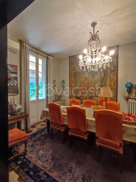 appartamento in vendita a Parma in zona Oltretorrente