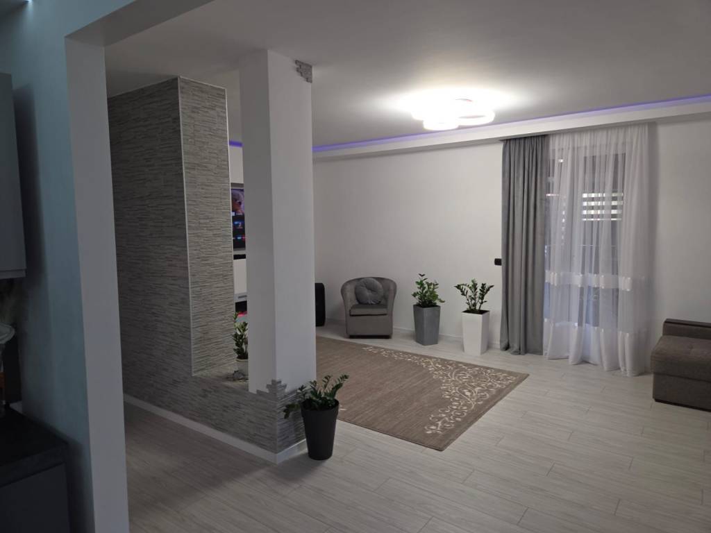 casa indipendente in vendita a Parma in zona Baganzola