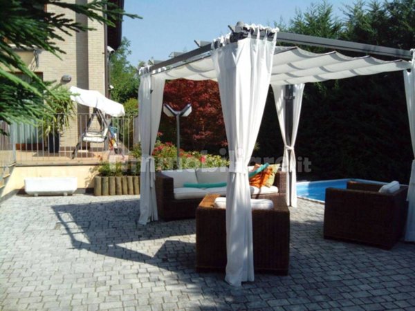 casa indipendente in vendita a Parma in zona Pilastrello