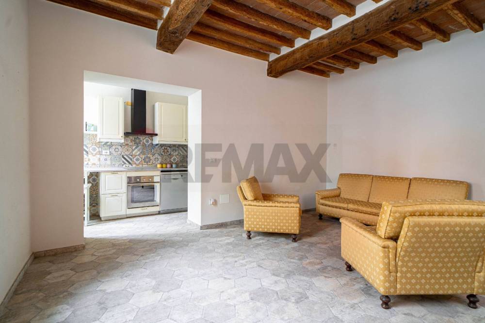 appartamento in vendita a Parma in zona Centro Storico