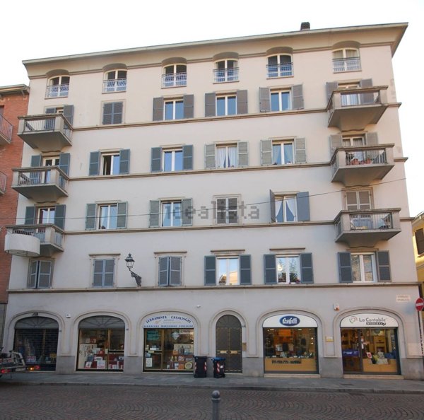 appartamento in vendita a Parma in zona Oltretorrente