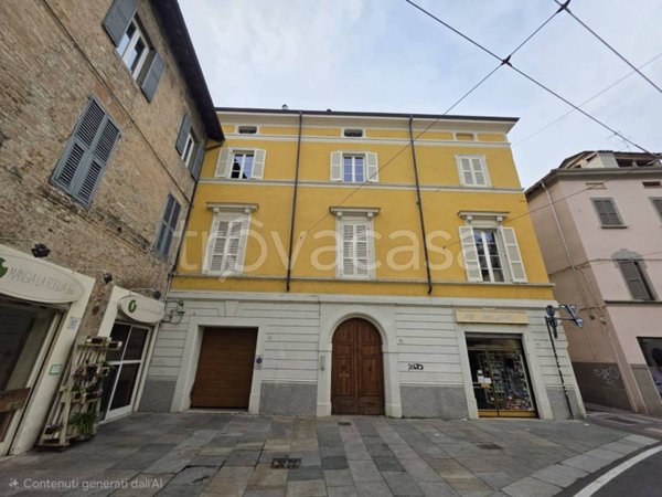 appartamento in vendita a Parma in zona Oltretorrente