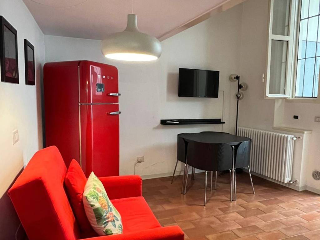 appartamento in vendita a Parma in zona Centro Storico