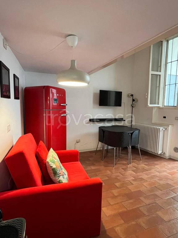 appartamento in vendita a Parma in zona Centro Storico