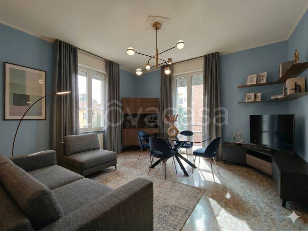 appartamento in vendita a Parma in zona Cittadella