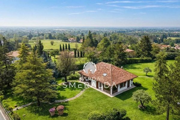 casa indipendente in vendita a Parma in zona Centro Storico