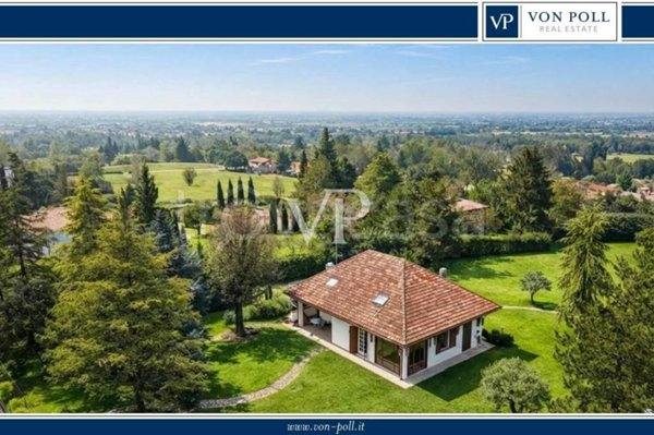 casa indipendente in vendita a Parma in zona Centro Storico