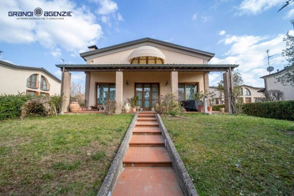 casa indipendente in vendita a Parma in zona Molinetto