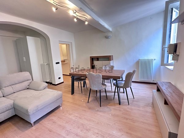 appartamento in vendita a Parma in zona Centro Storico