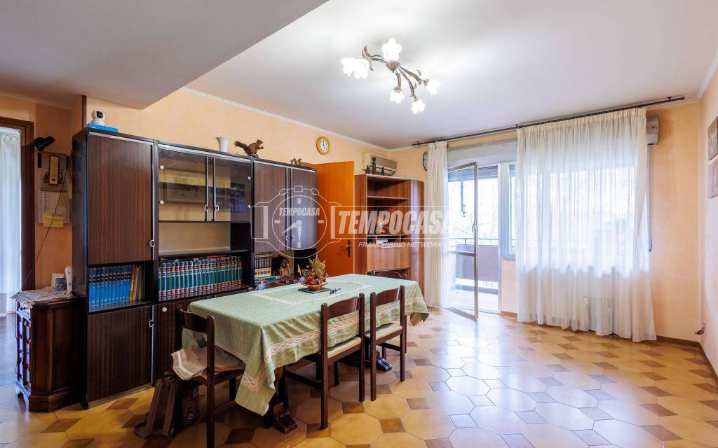 appartamento in vendita a Parma in zona San Lazzaro