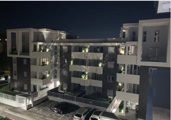 appartamento in vendita a Parma in zona Centro Storico