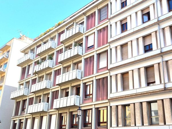 appartamento in vendita a Parma in zona Centro Storico