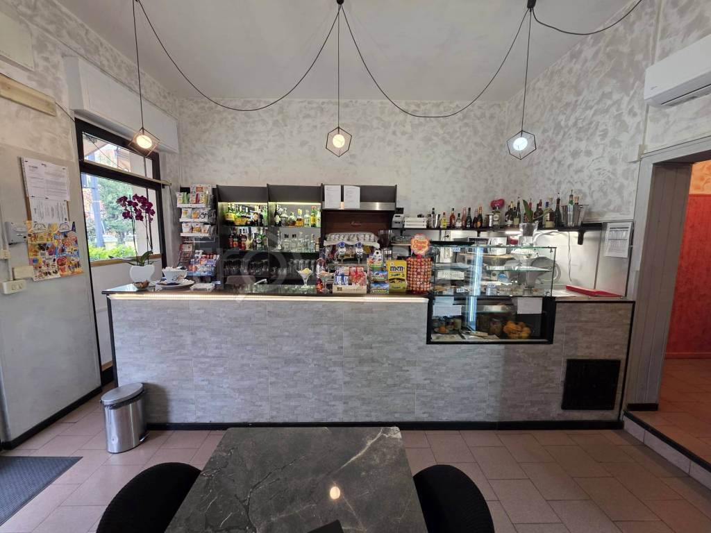 negozio in vendita a Parma in zona Cittadella