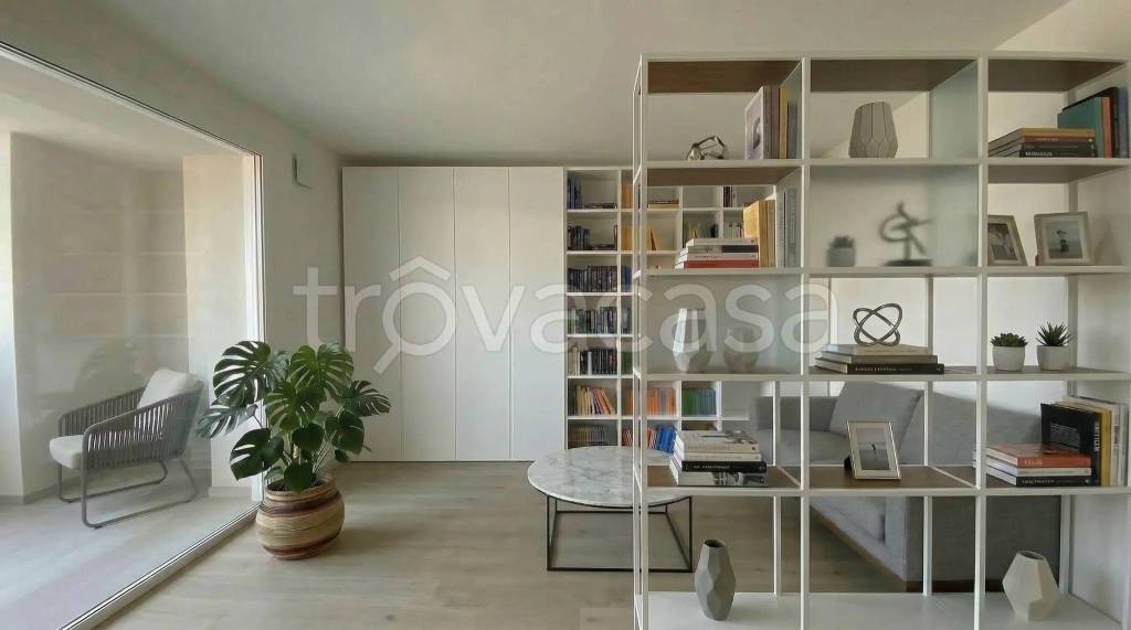 appartamento in vendita a Parma in zona Centro Storico