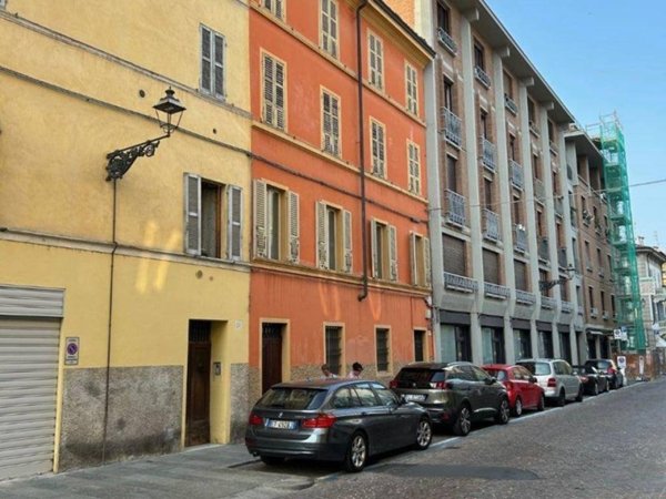 appartamento in vendita a Parma in zona Centro Storico