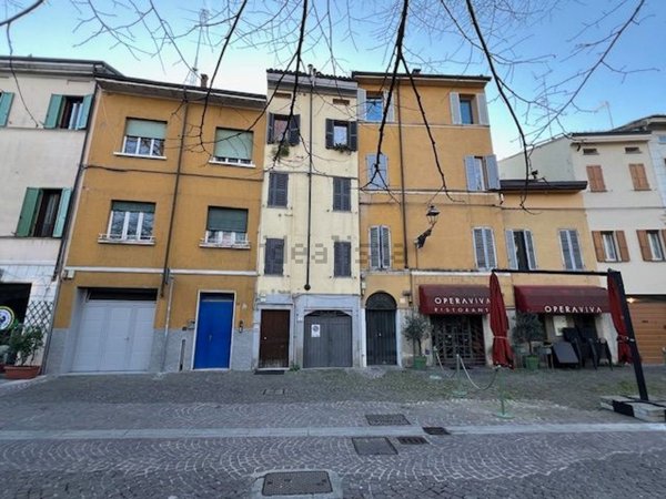 appartamento in vendita a Parma in zona Oltretorrente