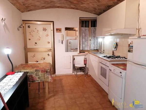 monolocale in vendita a Parma in zona Oltretorrente