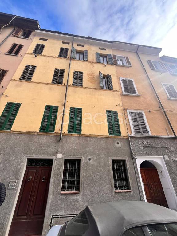 appartamento in vendita a Parma in zona Centro Storico