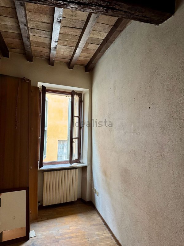 appartamento in vendita a Parma in zona Centro Storico