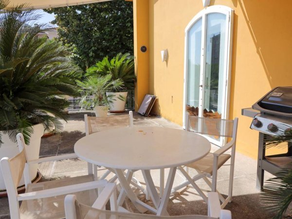 casa indipendente in vendita a Parma in zona Lubiana