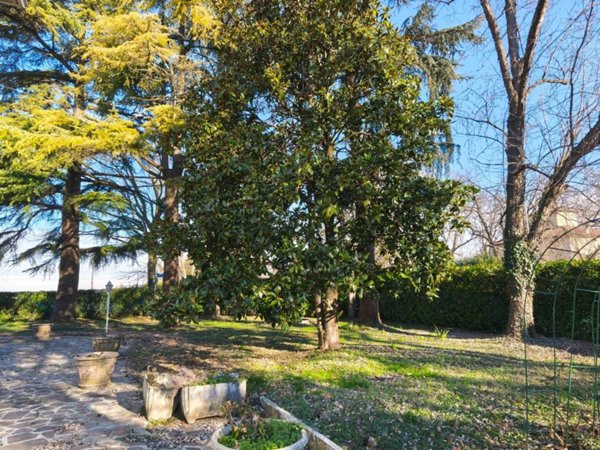 casa indipendente in vendita a Parma in zona Pilastrello