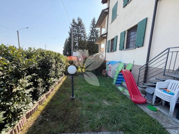 appartamento in vendita a Parma in zona Molinetto