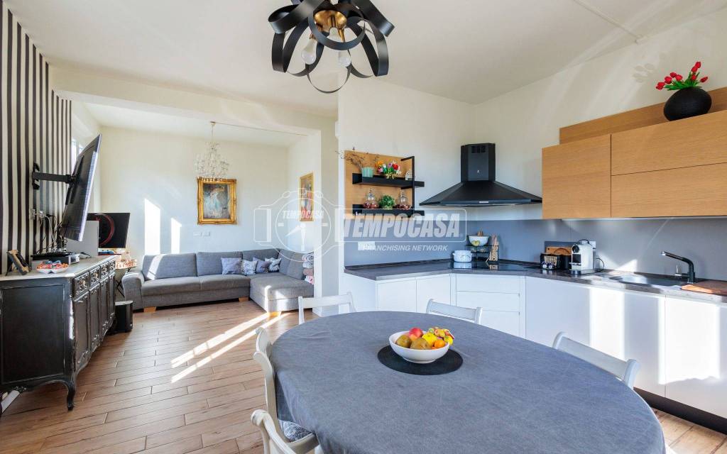 appartamento in vendita a Parma in zona San Lazzaro