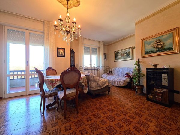 appartamento in vendita a Parma in zona Montanara