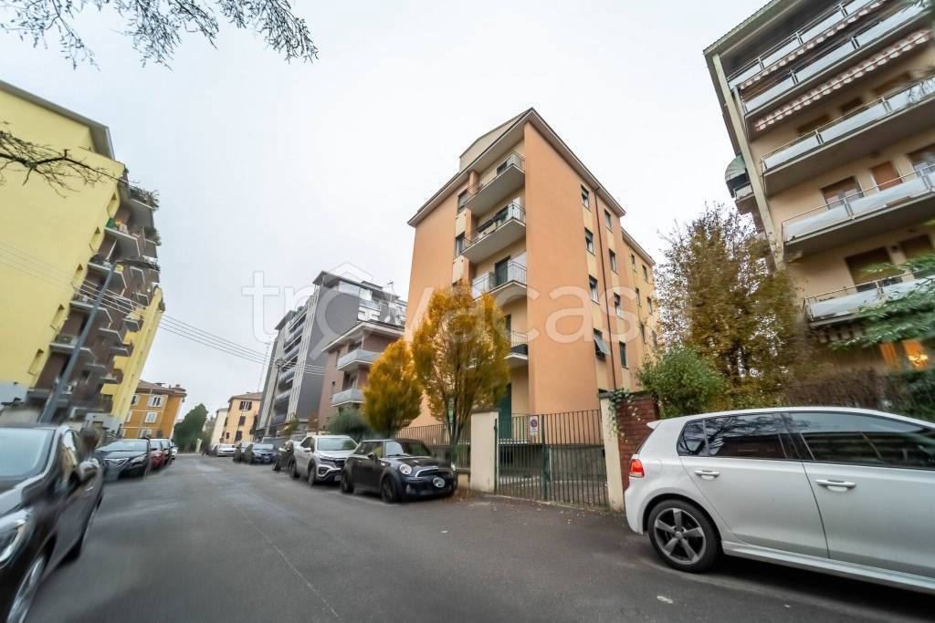 appartamento in vendita a Parma in zona San Lazzaro
