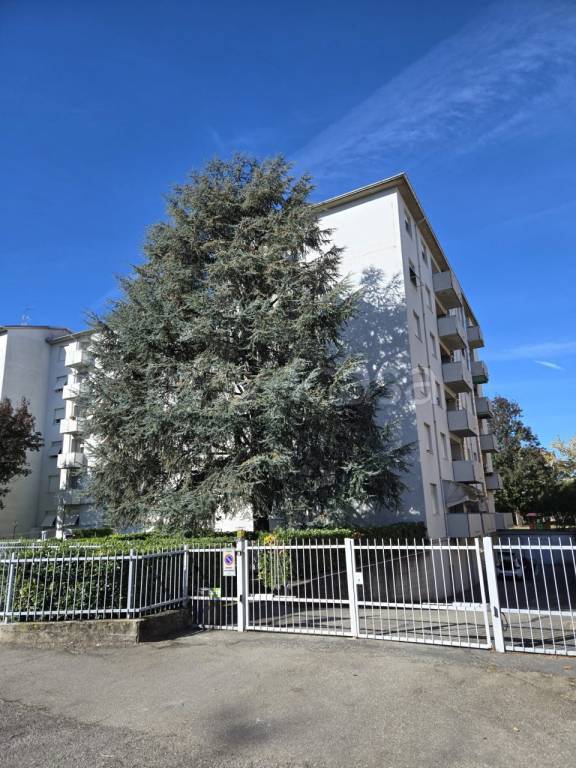 appartamento in vendita a Parma in zona Montanara