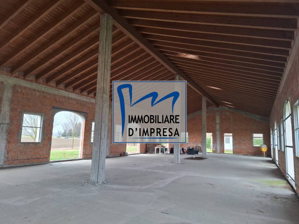 intera palazzina in vendita a Parma in zona San Leonardo
