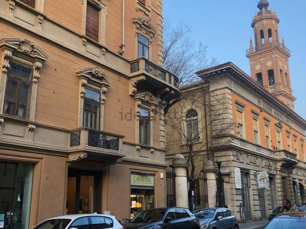 negozio in vendita a Parma in zona Centro Storico