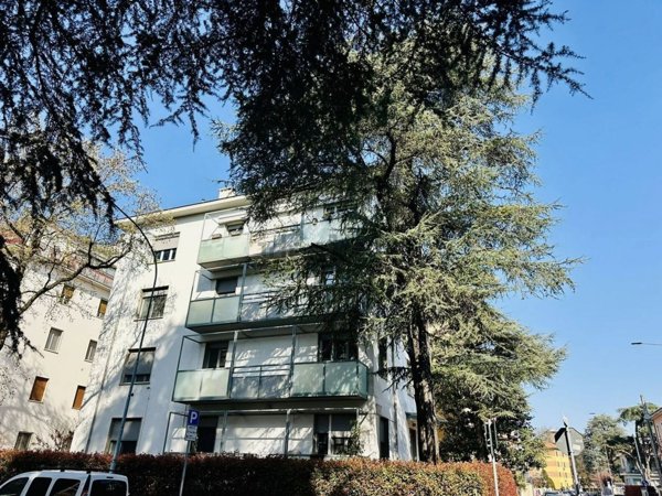 appartamento in vendita a Parma in zona Cittadella