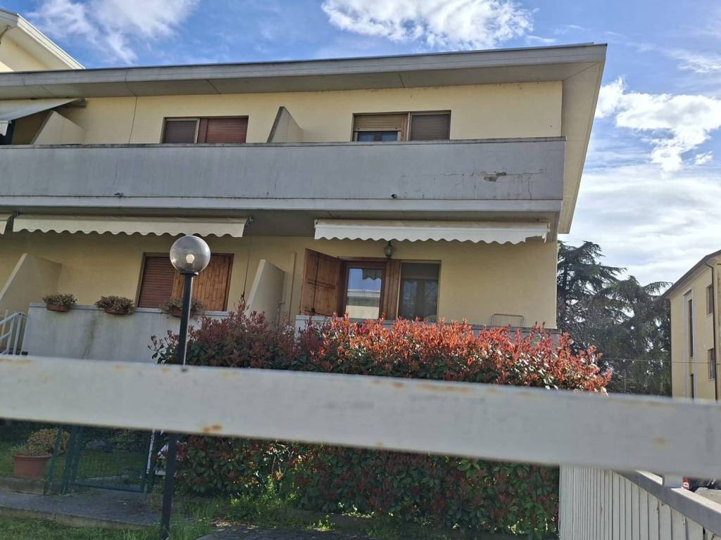 casa indipendente in vendita a Parma in zona Gaione