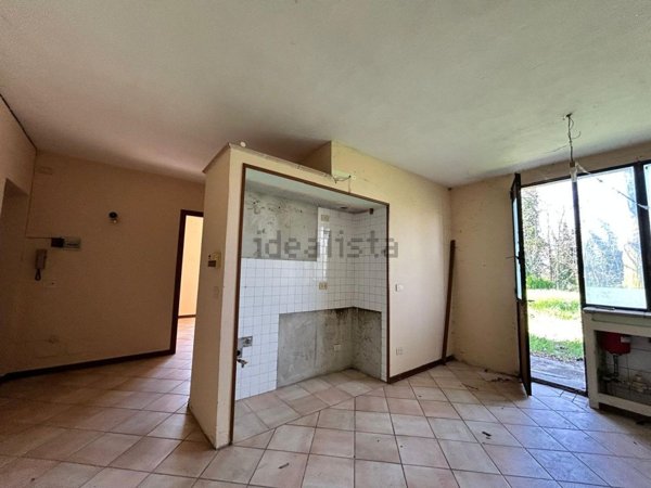 casa indipendente in vendita a Parma in zona Vicofertile